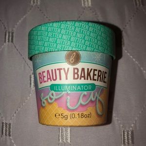 Beauty Valerie Illuminator